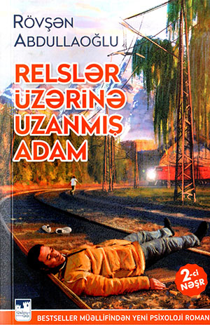 Relslər Üzərinə Uzanmış Adam